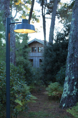 Faktory 05 | Aluminium Gartenleuchte Industrial Roger Pradier